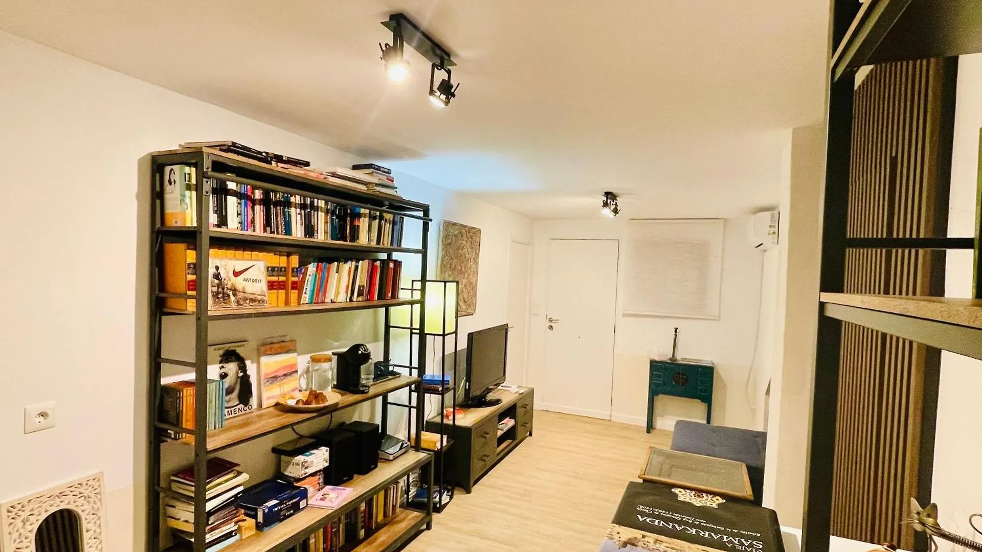 Apartamento Y Habitacion Doble Independiente A 10 Minutos De Centro De Granada